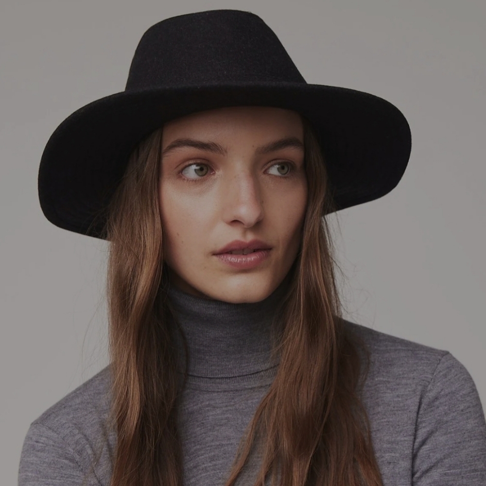 Tilly Black Tec Wool Bucket Hat With Brim and Ear Flaps SZ M